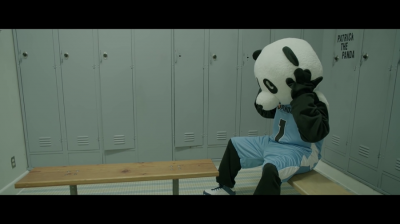 Adrien_Brody_in__The_Mascot____Jameson_First_Shot_2015_2_mp45B2020-06-26_15-41-12_5915D.jpg