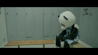 Adrien_Brody_in__The_Mascot____Jameson_First_Shot_2015_2_mp45B2020-06-26_15-41-14_2115D.jpg