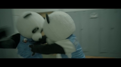 Adrien_Brody_in__The_Mascot____Jameson_First_Shot_2015_2_mp45B2020-06-26_15-46-45_2265D.jpg