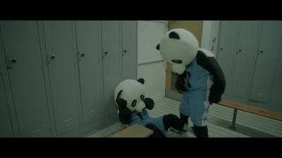 Adrien_Brody_in__The_Mascot____Jameson_First_Shot_2015_2_mp45B2020-06-26_15-46-48_4445D.jpg